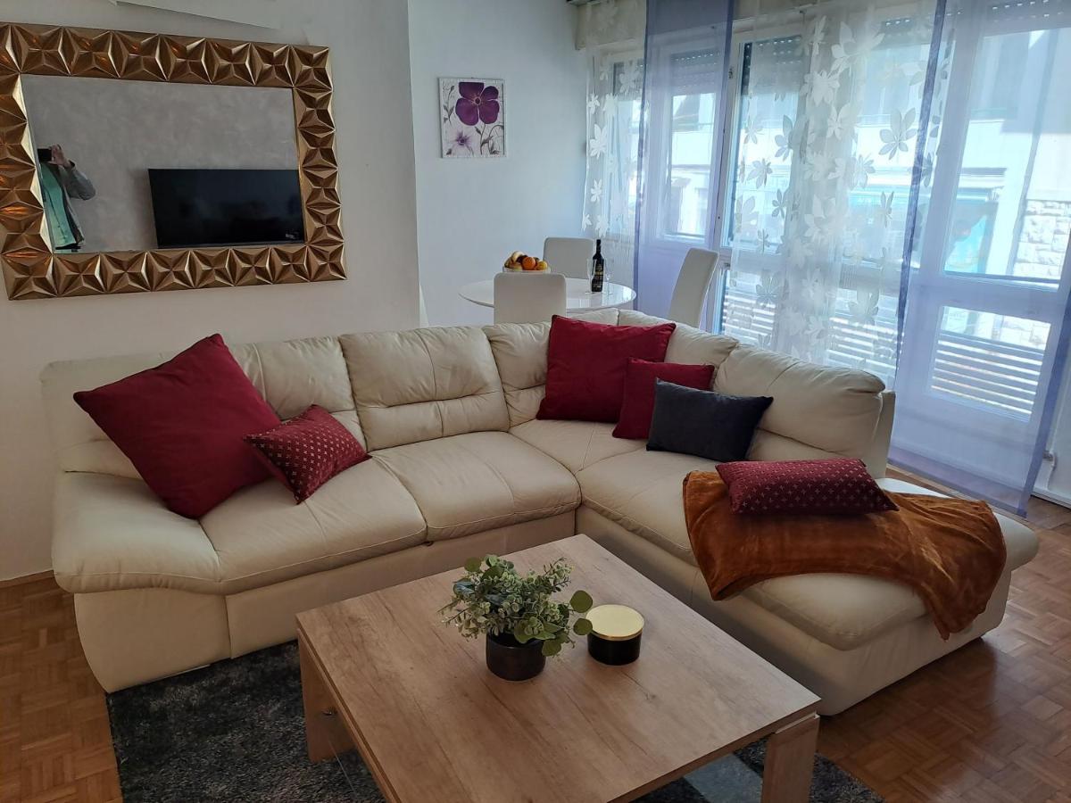 Center Apartment Silvana Split Exterior foto